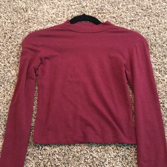 Red crop top - Picture 1 of 1